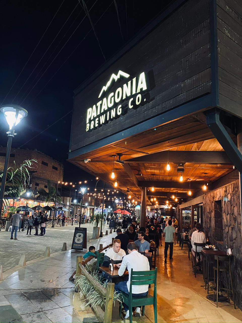 By Night Argentina (Privativo)